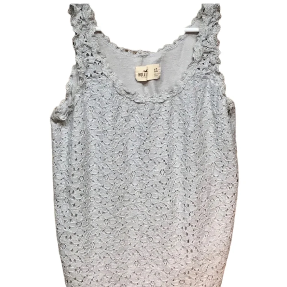 Hollister Floral Gray Lace Tank XS - Picture 2 of 8